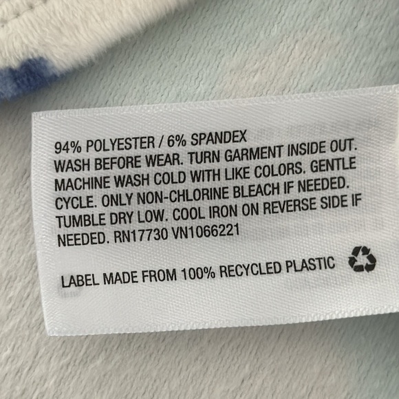 BOGO🥳 cat & jack pajama set - Picture 3 of 4